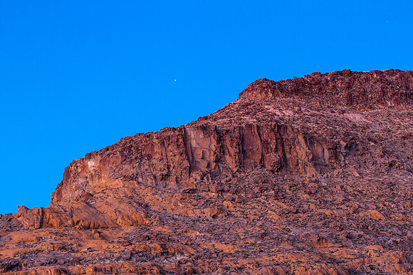 CH141223_HoleInTheWall_MNP_002
