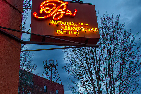 CH160319_OldTownPDX_214